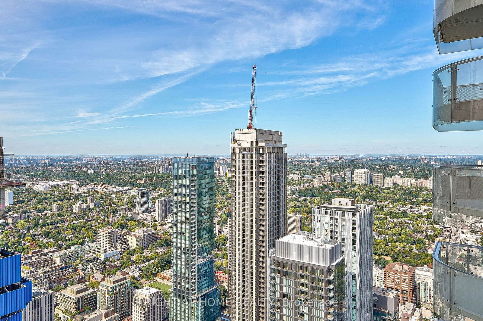 1 bloor St E, unit 6608 for sale