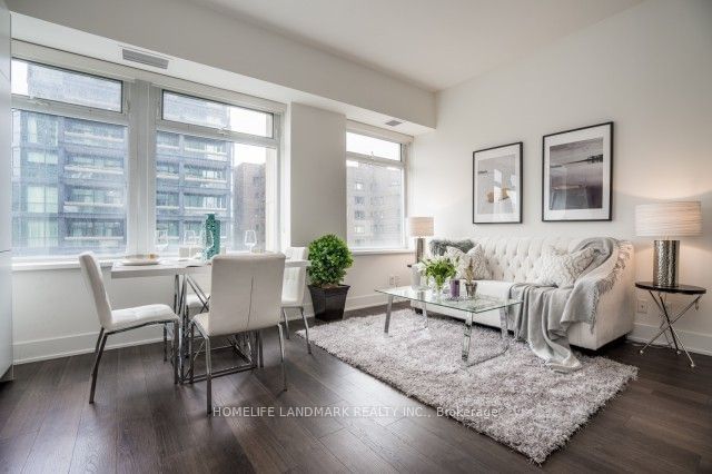 111 St Clair Ave W, unit 504 for rent