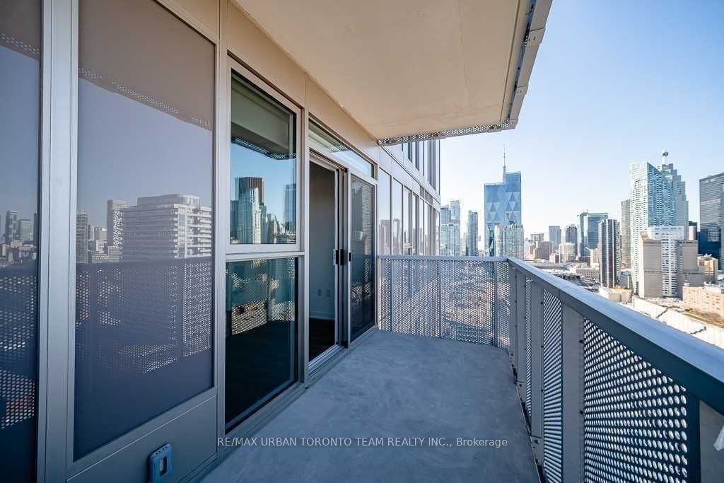 20 Richardson St, unit 2409 for rent