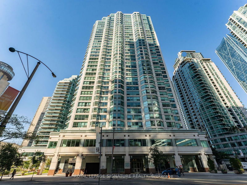 10 Yonge St, unit 1701 for rent