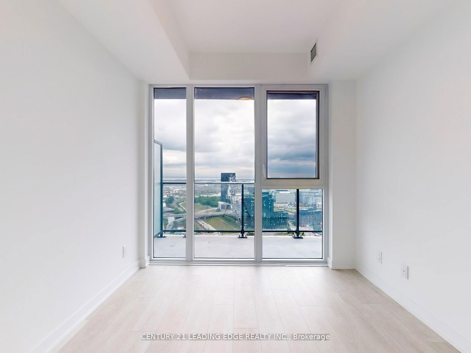 5 Defries St, unit 2903 for rent