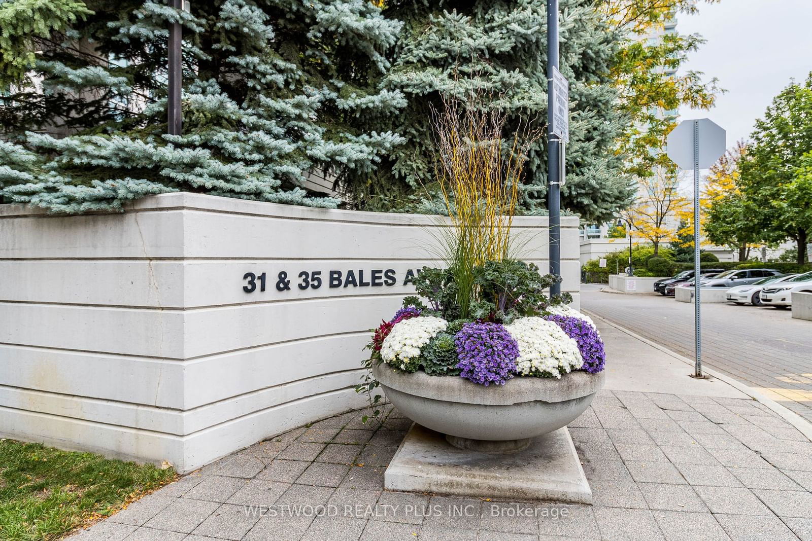 35 Bales Ave, unit Ph110 for sale