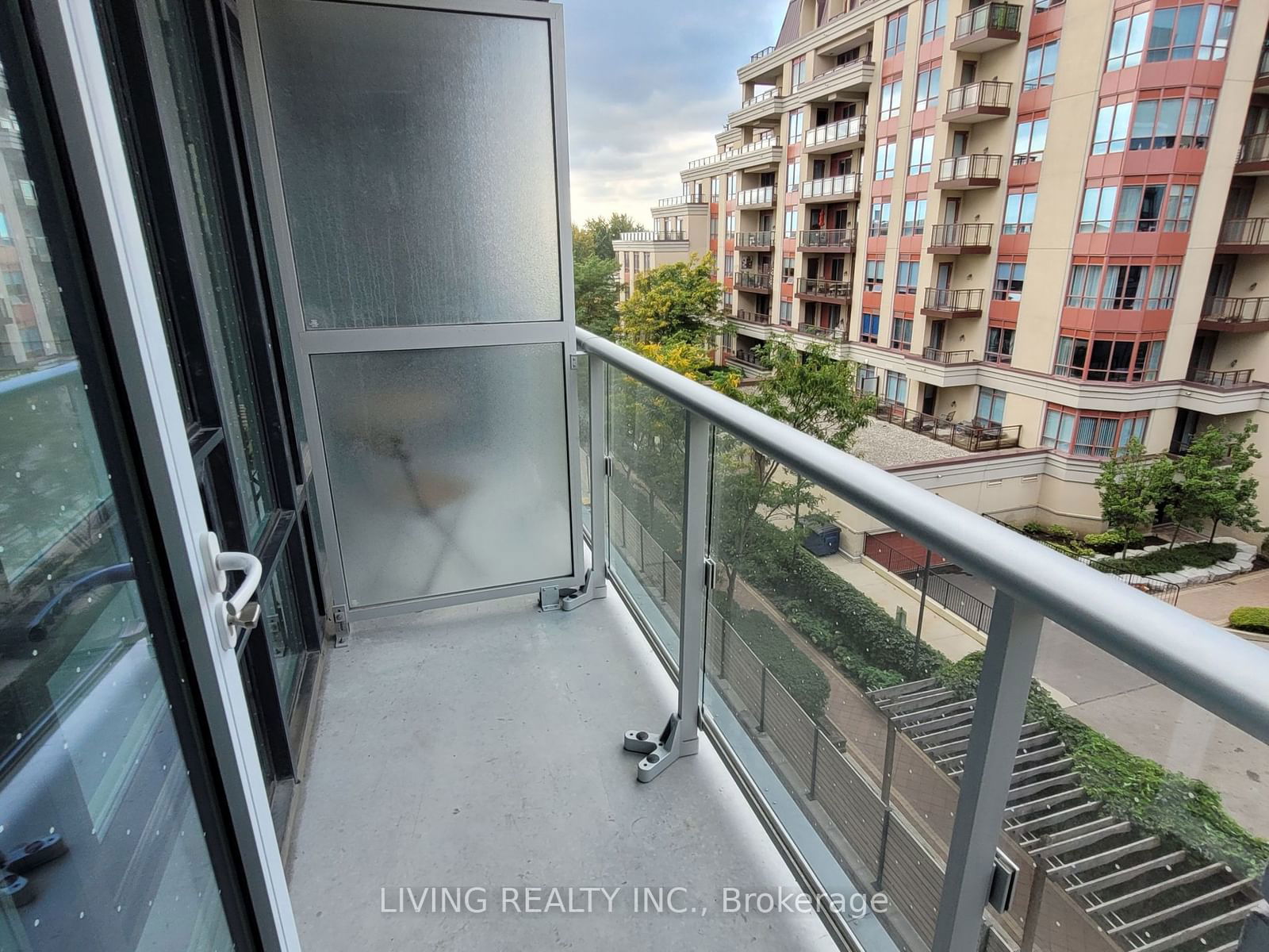 621 Sheppard Ave E, unit 510 for rent