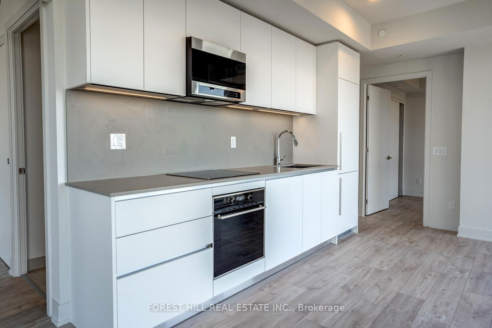 8 Cumberland St, unit 4002 for rent