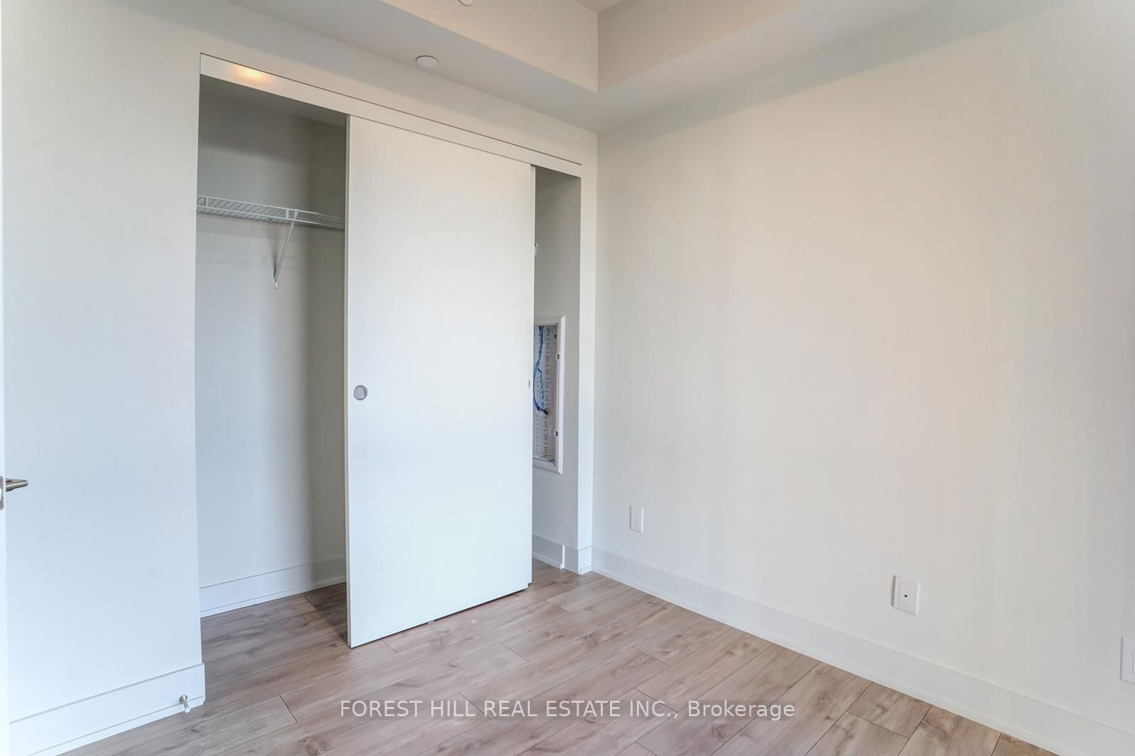 8 Cumberland St, unit 4002 for rent