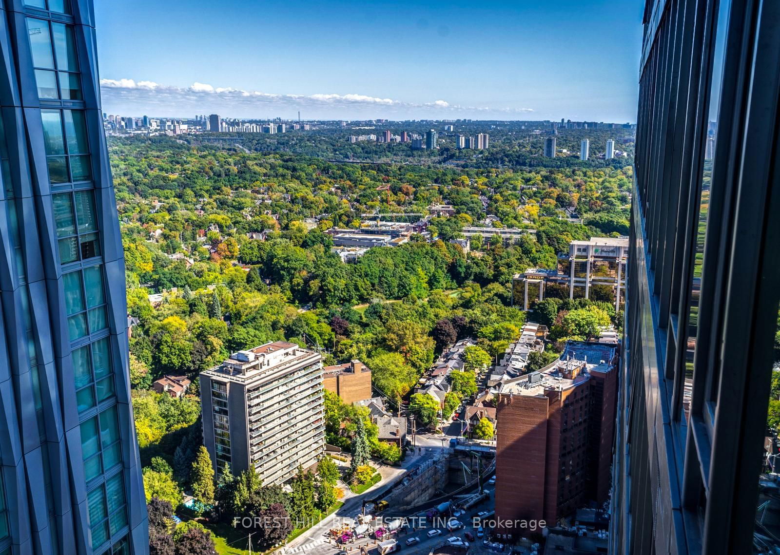 8 Cumberland St, unit 4002 for rent