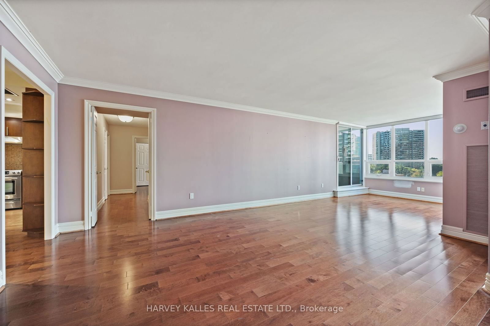 65 Spring Garden Ave W, unit 808 for sale