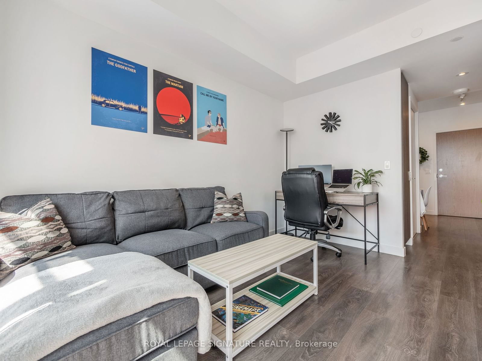 215 Queen St W, unit 1302 for sale