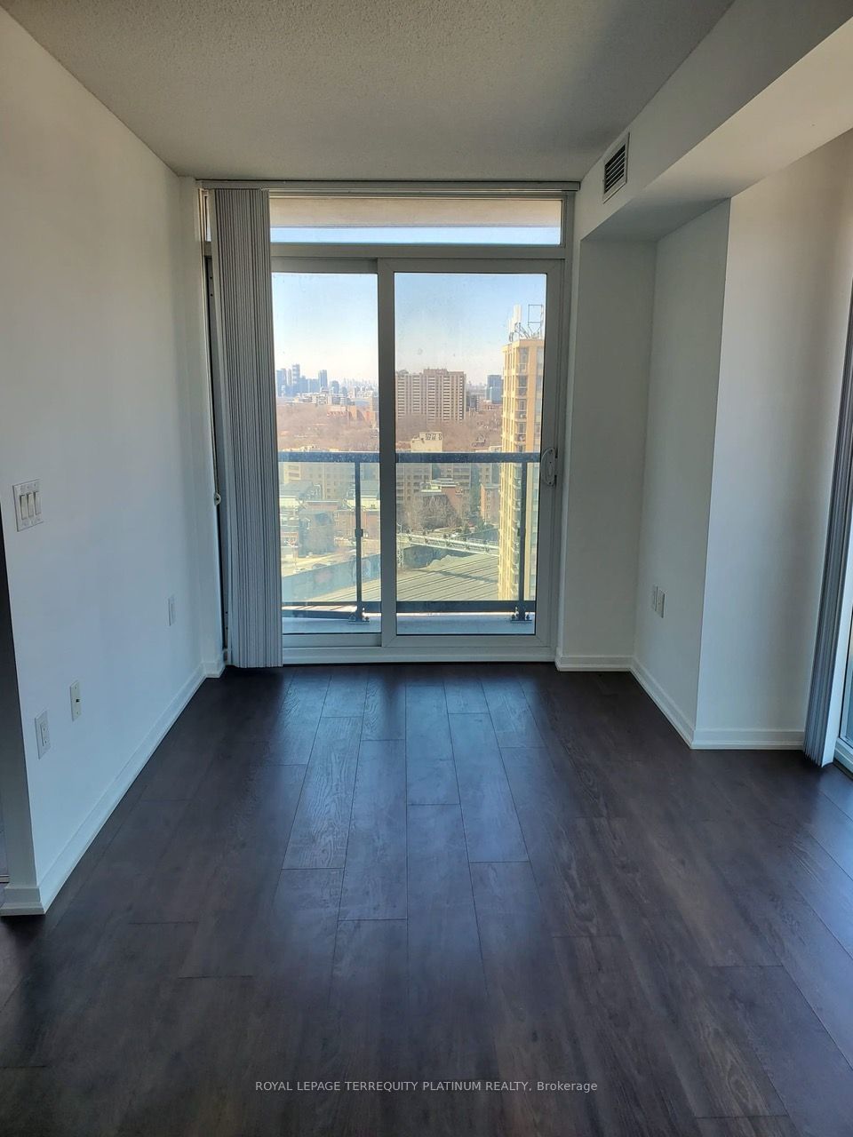 36 Lisgar St, unit 2019 for rent