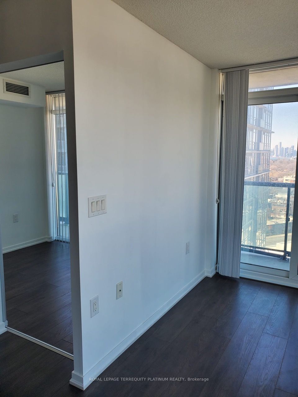 36 Lisgar St, unit 2019 for rent