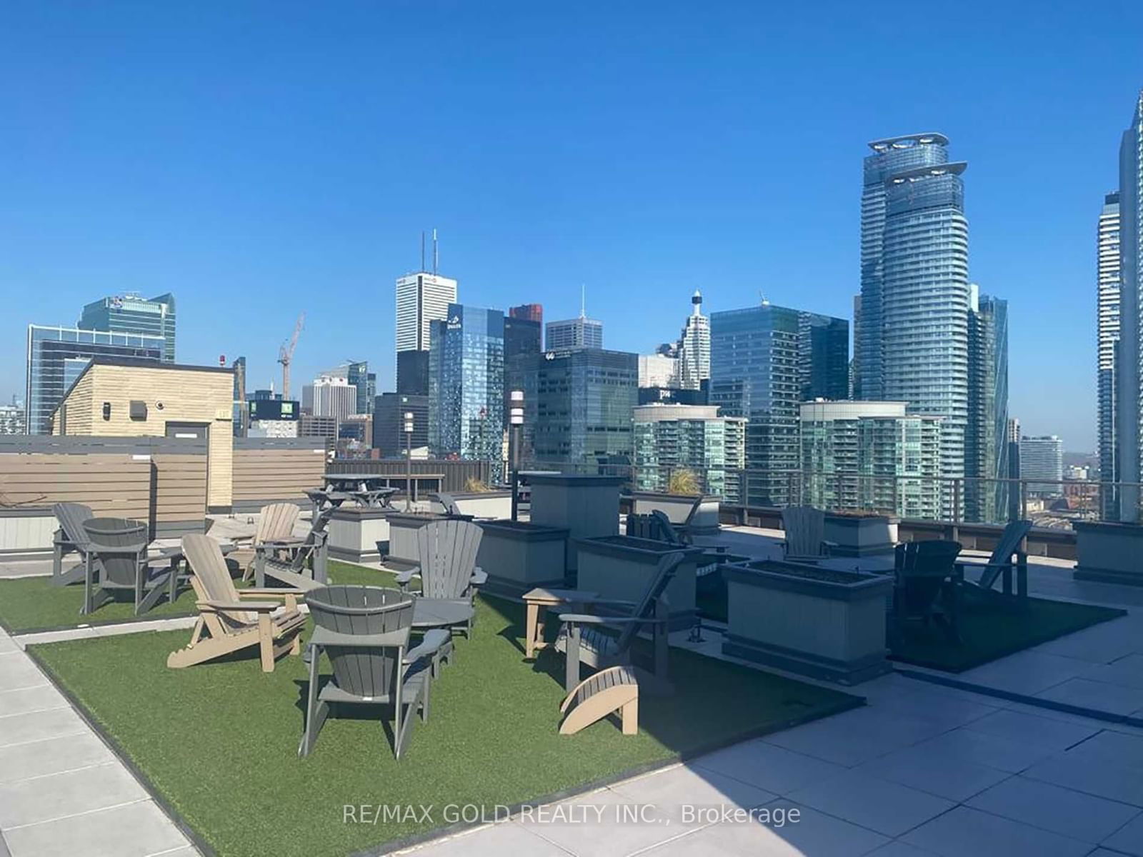 260 Queens Quay W, unit 1406 for sale