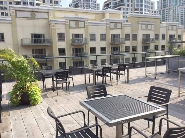 18 Rean Dr, unit Ph703 for rent