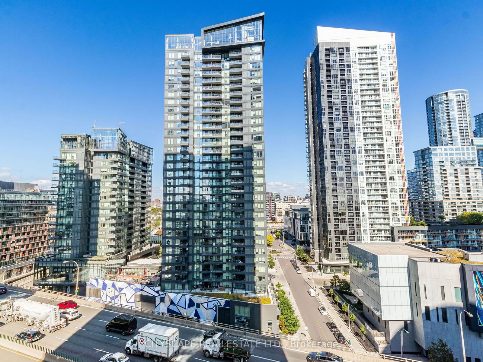 17 Bathurst St, unit 1509 for sale