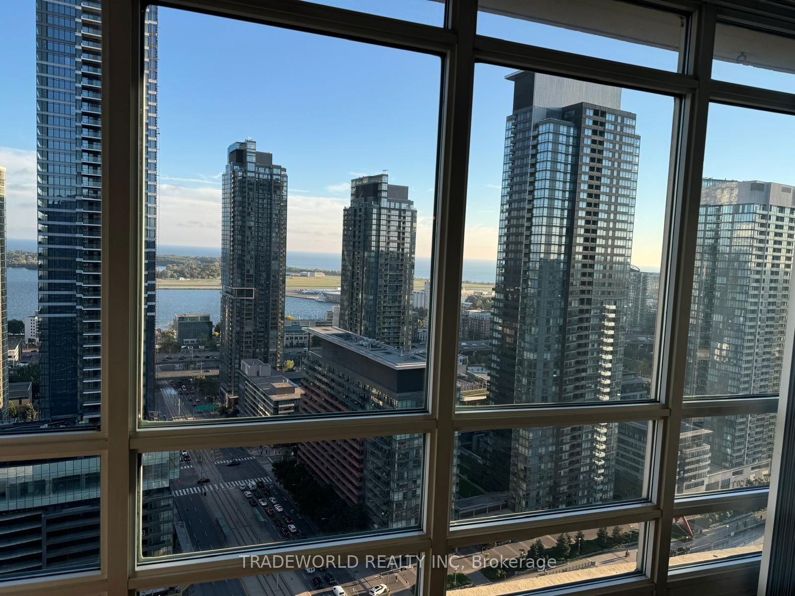 397 Front St W, unit 3801 for sale