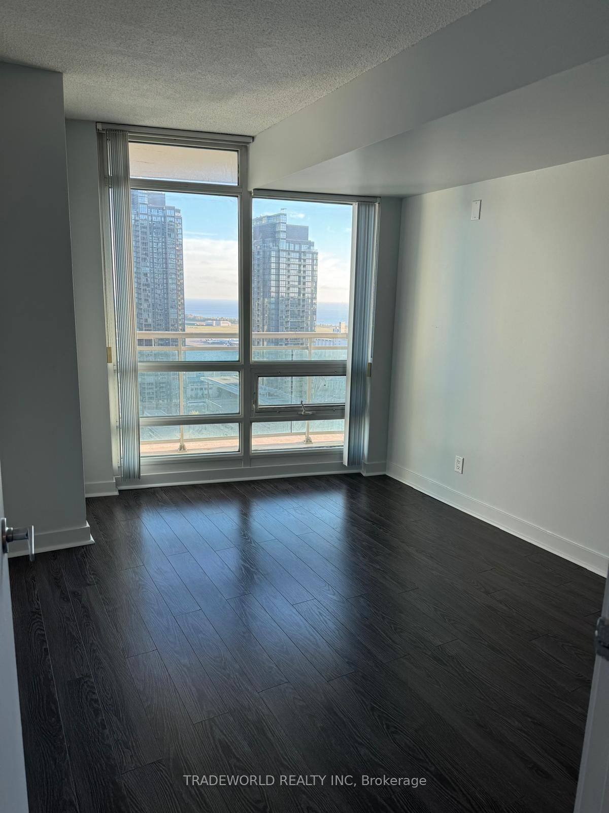 397 Front St W, unit 3801 for sale