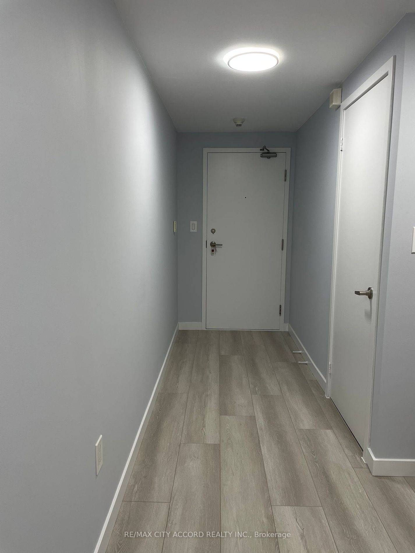 25 Telegram Mews, unit 203 for sale