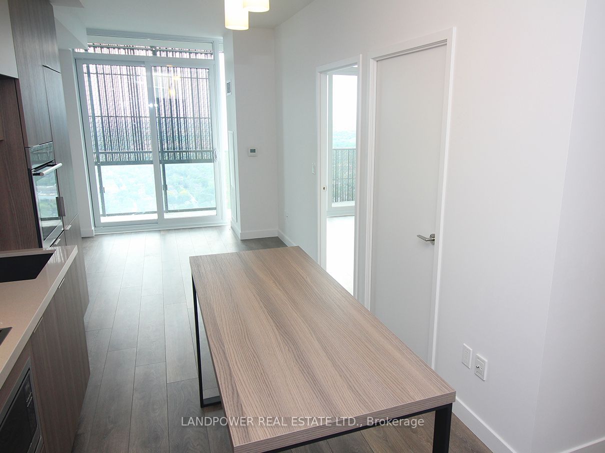 8 Eglinton Ave E, unit 4904 for rent