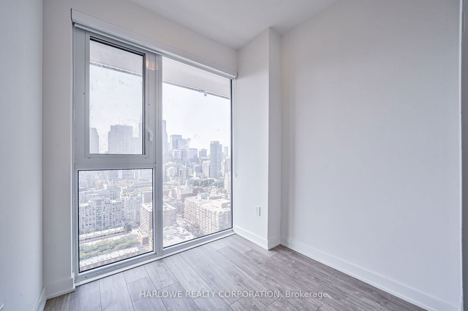 135 Lower Sherbourne St, unit 2427 W for rent