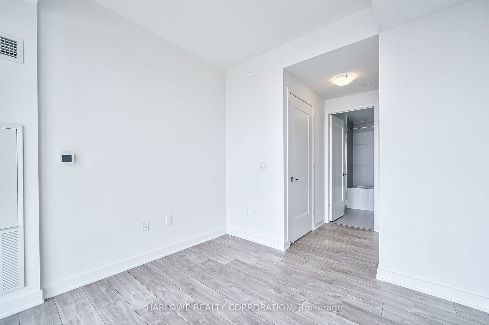 135 Lower Sherbourne St, unit 2427 W for rent