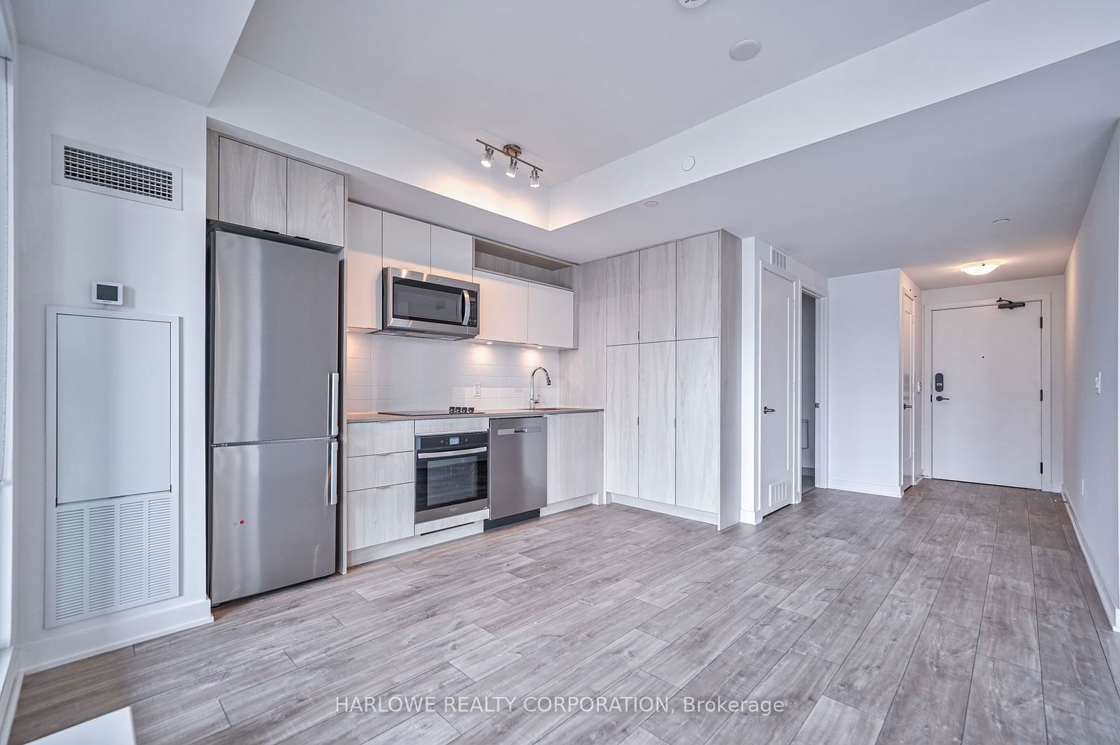 135 Lower Sherbourne St, unit 2427 W for rent