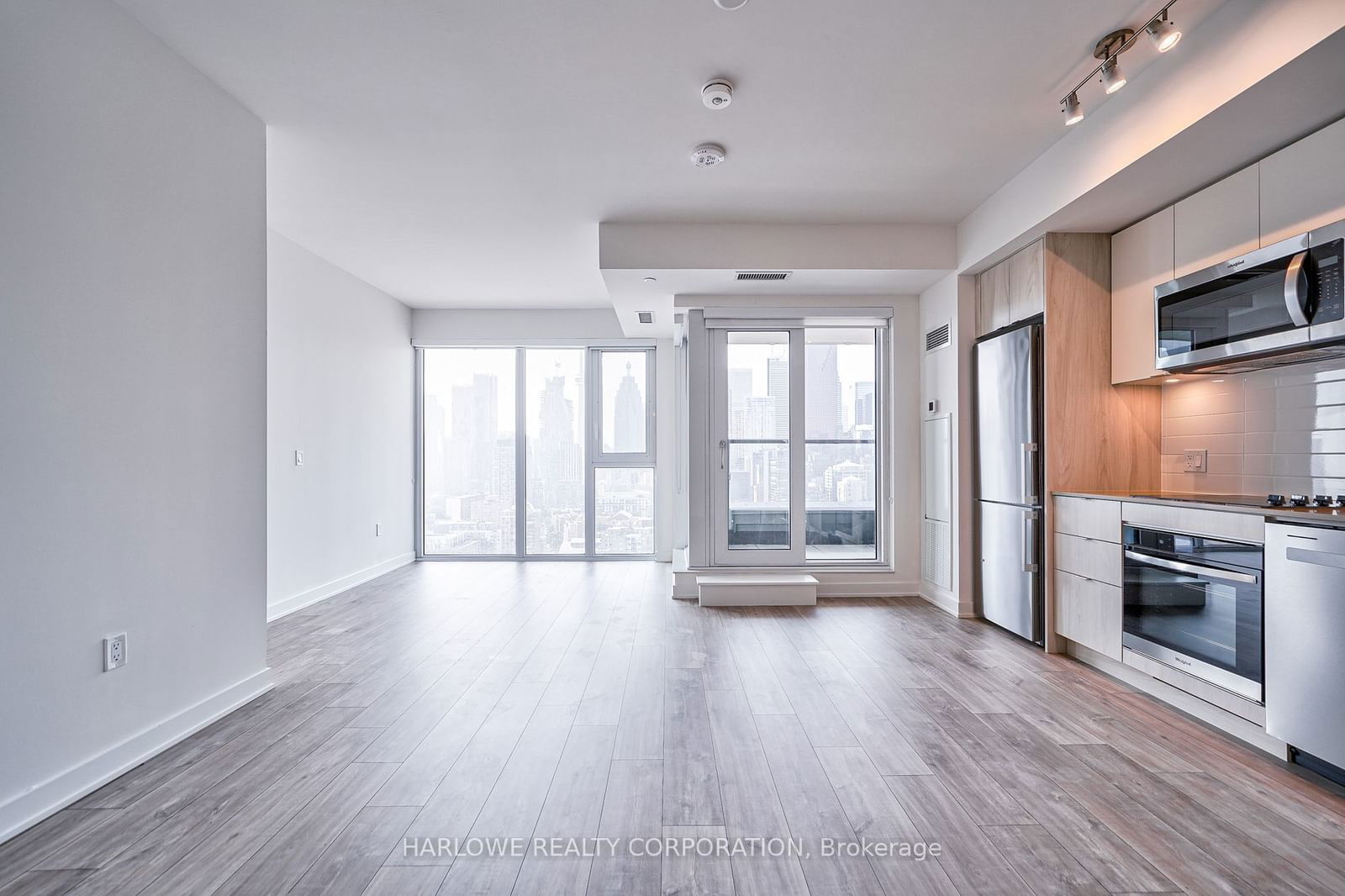 135 Lower Sherbourne St, unit 2427 W for rent