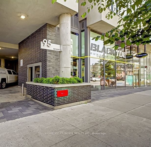 95 Bathurst St S, unit 1401 for rent