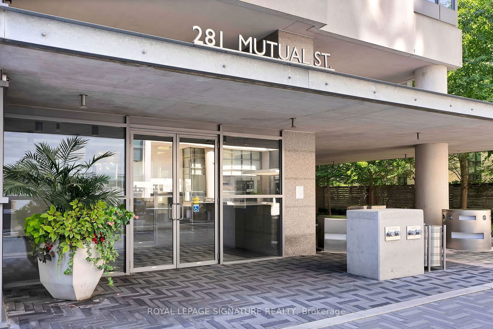 281 Mutual St, unit 2703 for sale