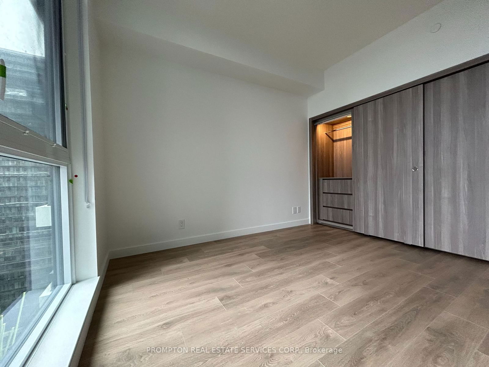 38 Widmer St, unit 2509 for rent