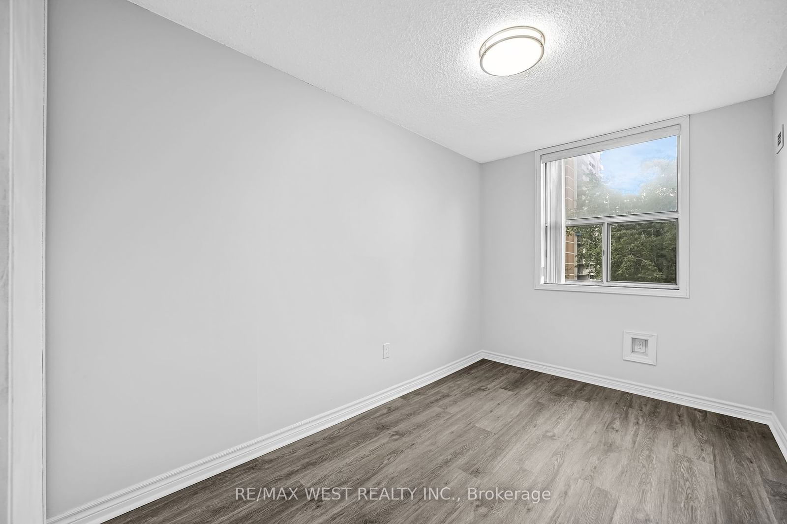 205 Hilda Ave, unit 406 for rent