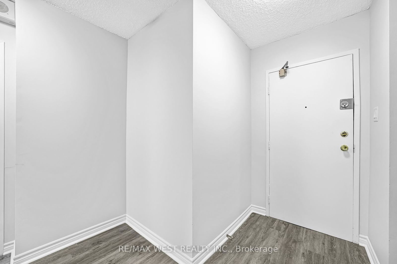 205 Hilda Ave, unit 406 for rent