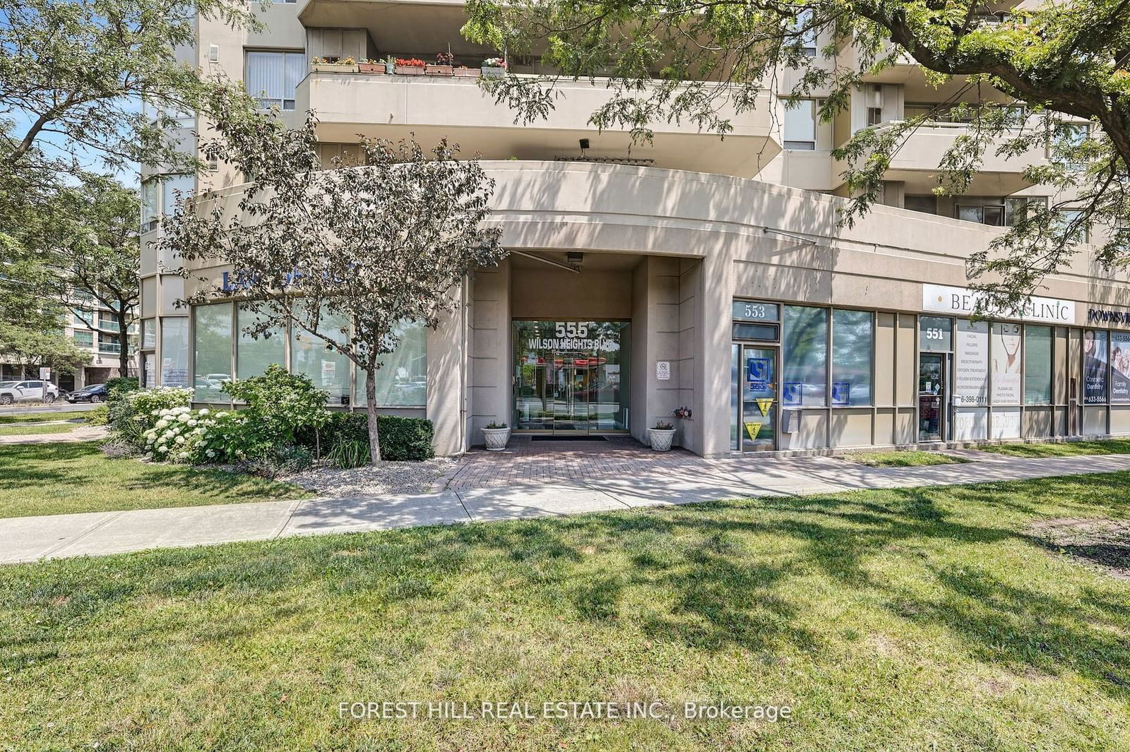 555 Wilson Heights Blvd, unit 203 for rent