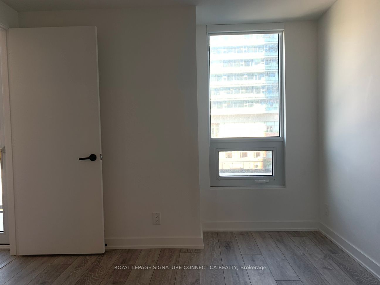 108 Peter St, unit 525 for rent