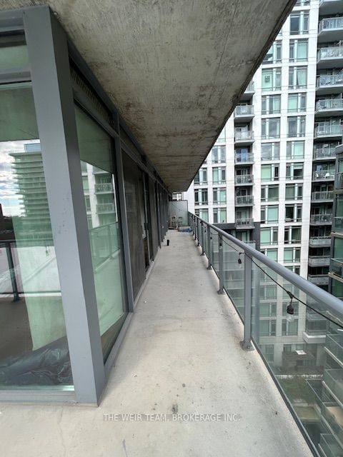 95 Bathurst St, unit 815 for rent