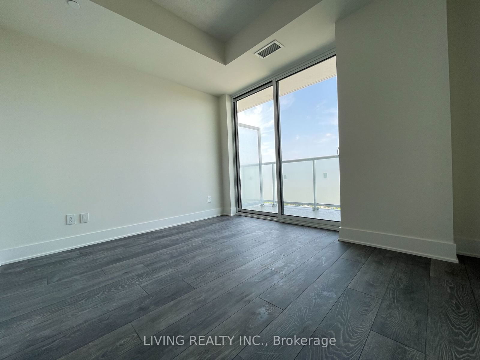 188 Fairview Mall Dr, unit 1905 for rent