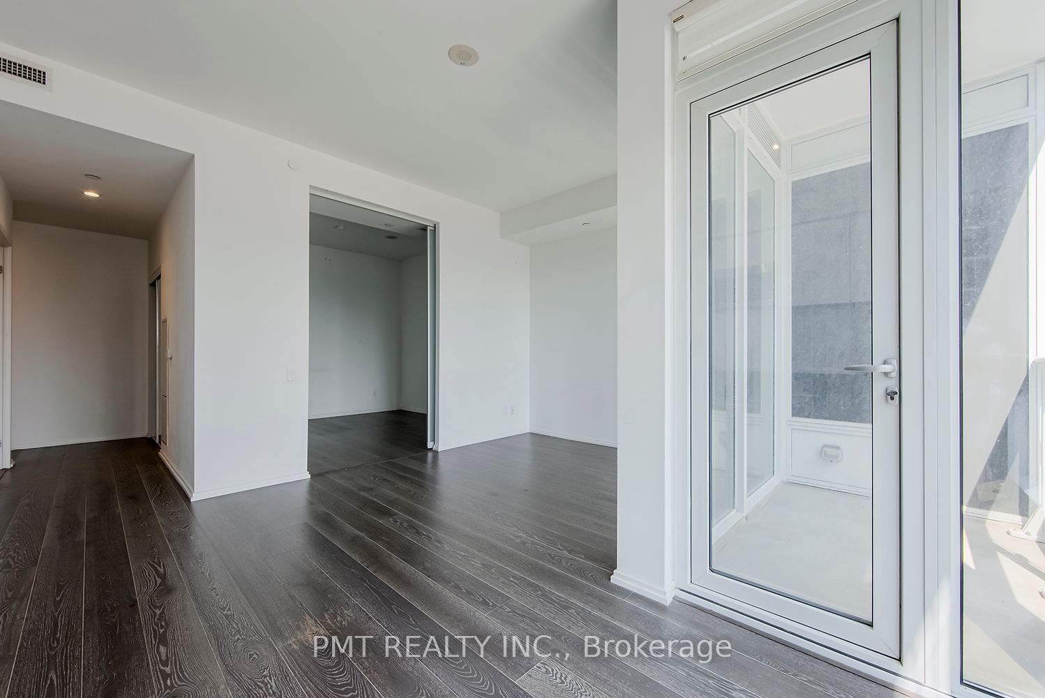 68 Shuter St, unit 2001 for rent