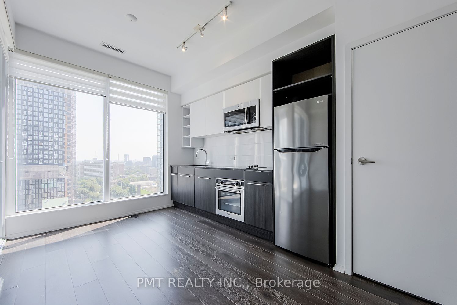 68 Shuter St, unit 2001 for rent