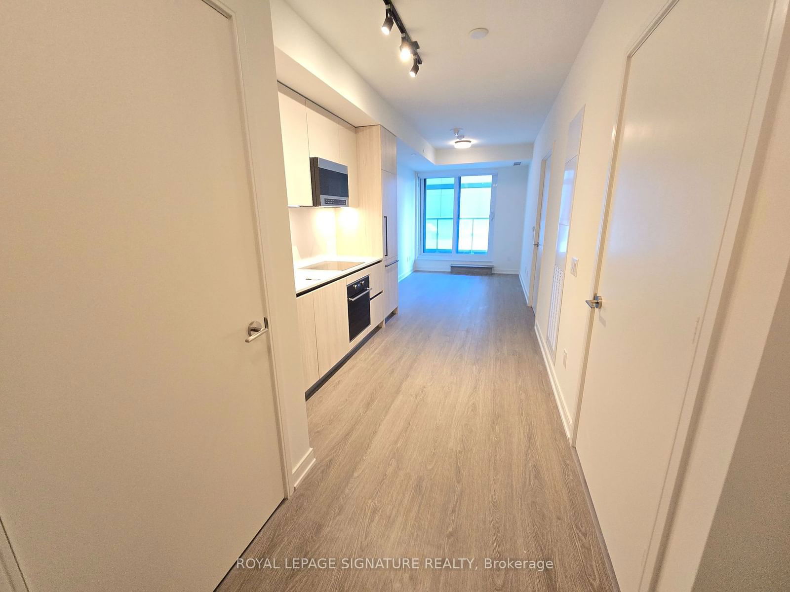 425 Front St E, unit 316 for rent