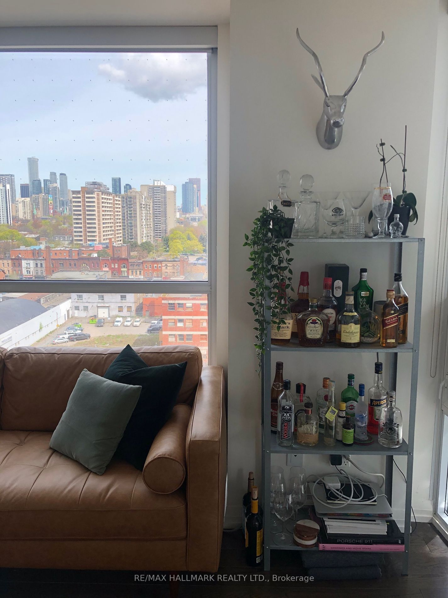 460 Adelaide St E, unit 1506 for rent