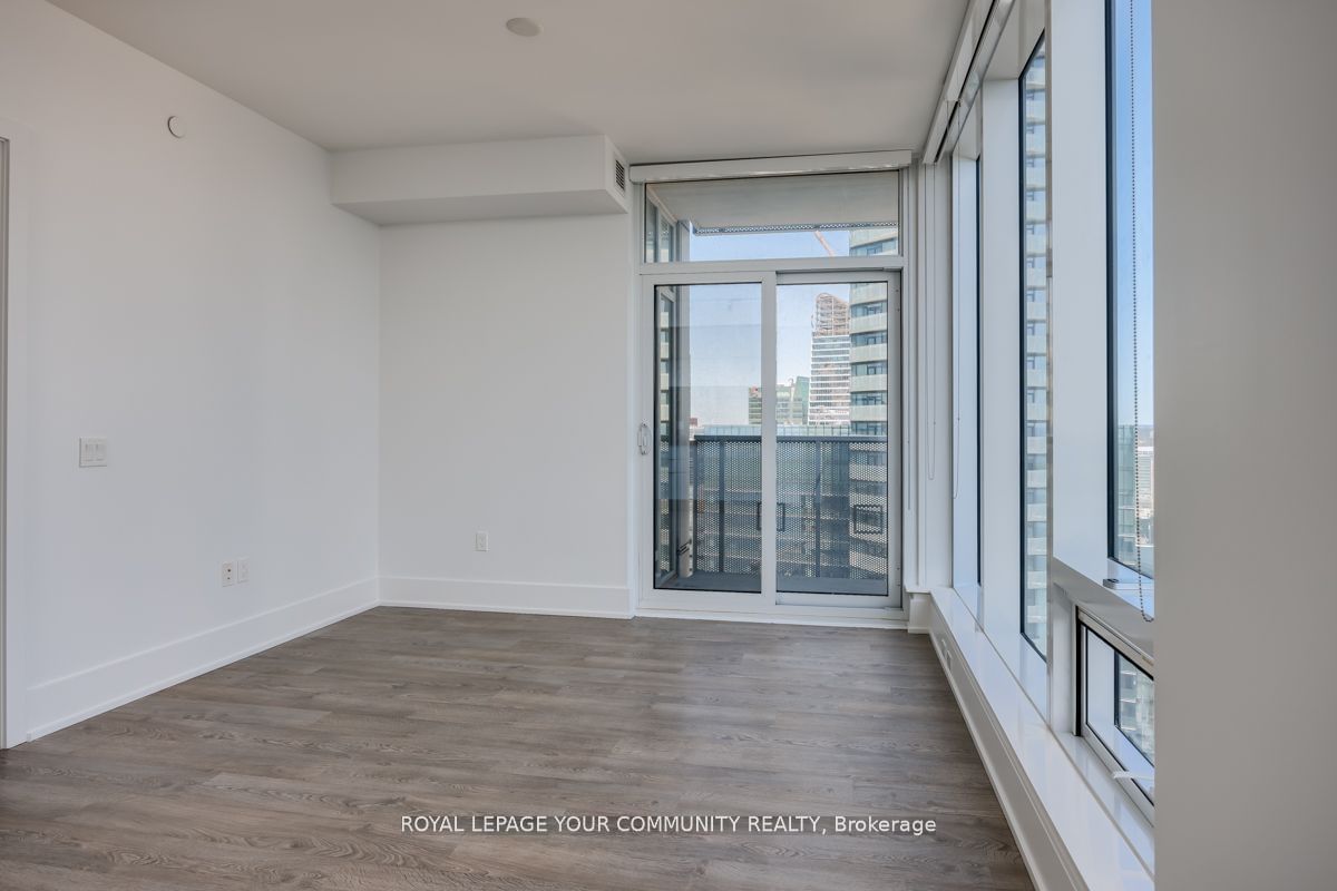 10 York St, unit 5203 for rent