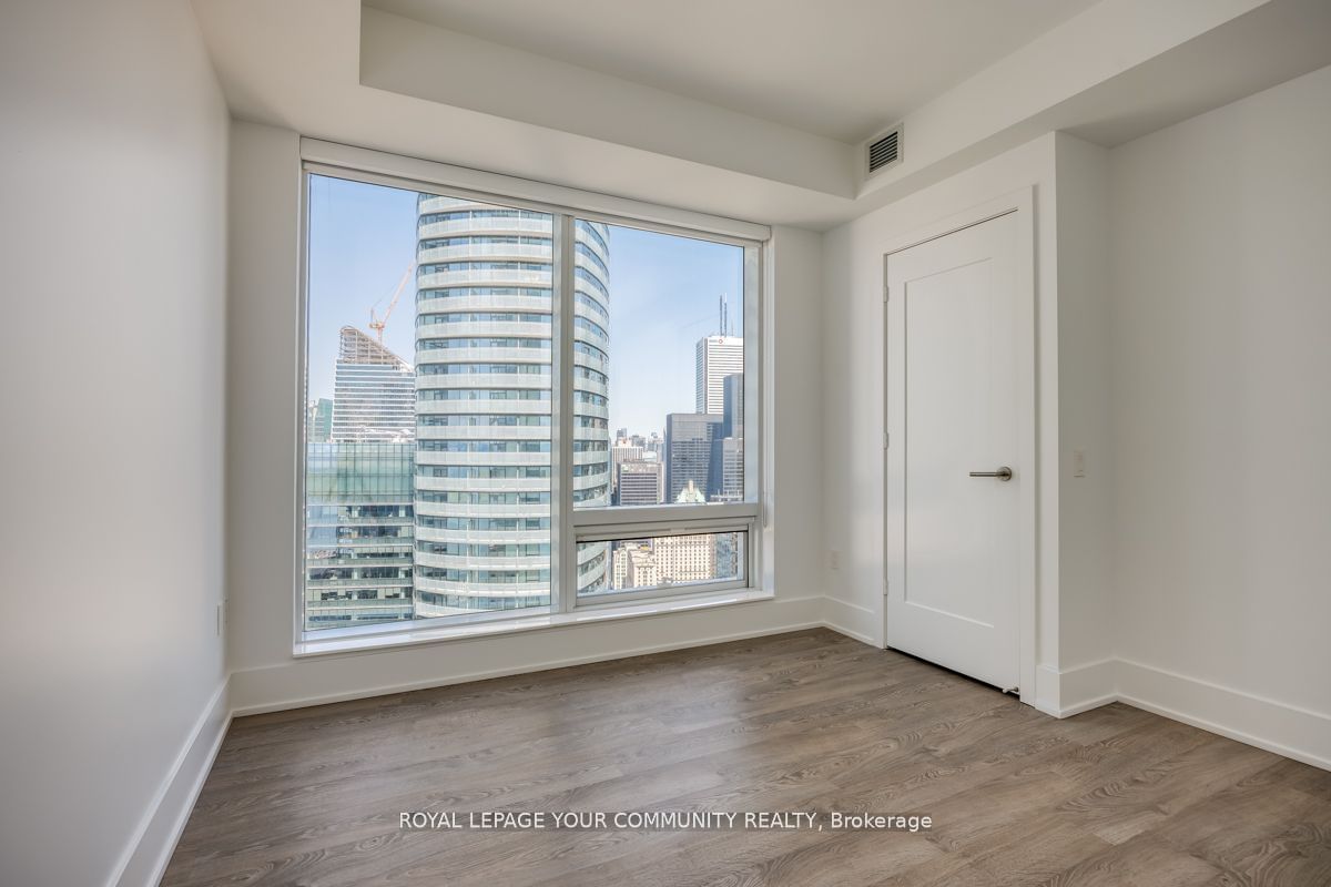 10 York St, unit 5203 for rent