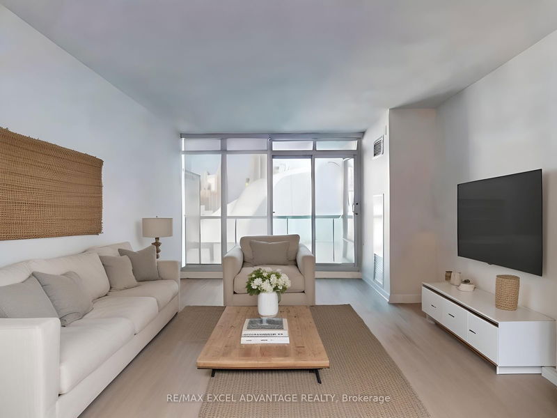 81 Navy Wharf Crt, unit 2102 for rent