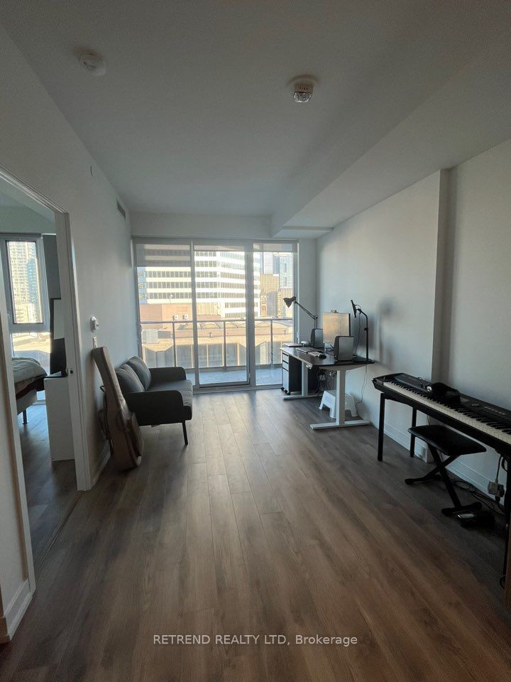 20 Edward St, unit 1705 for rent