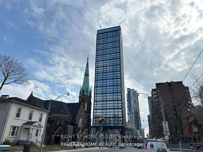 319 Jarvis St, unit 3608 for rent