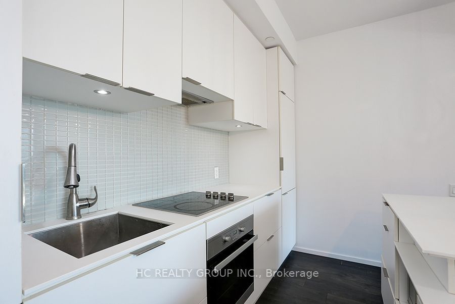 5 St Joseph St, unit 2906 for rent