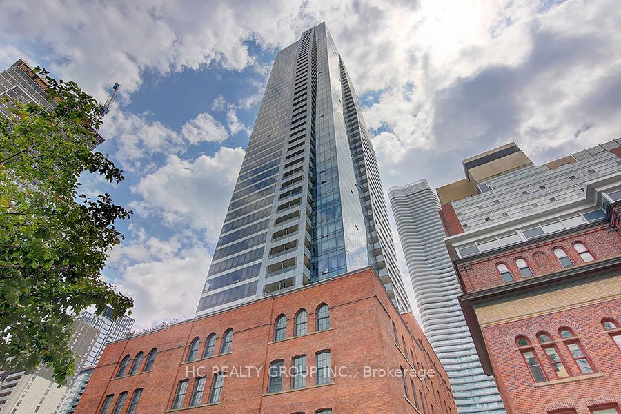 5 St Joseph St, unit 2906 for rent