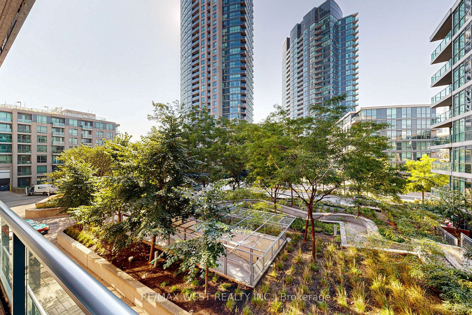 209 Fort York Blvd, unit 355 for sale