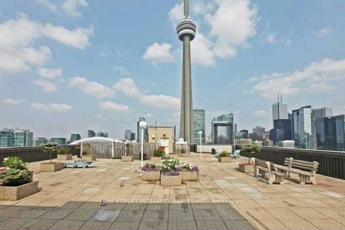 270 Queens Quay W, unit 1107 for rent