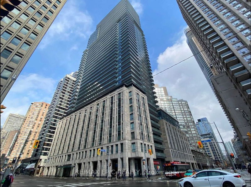 955 Bay St, unit 409 for rent