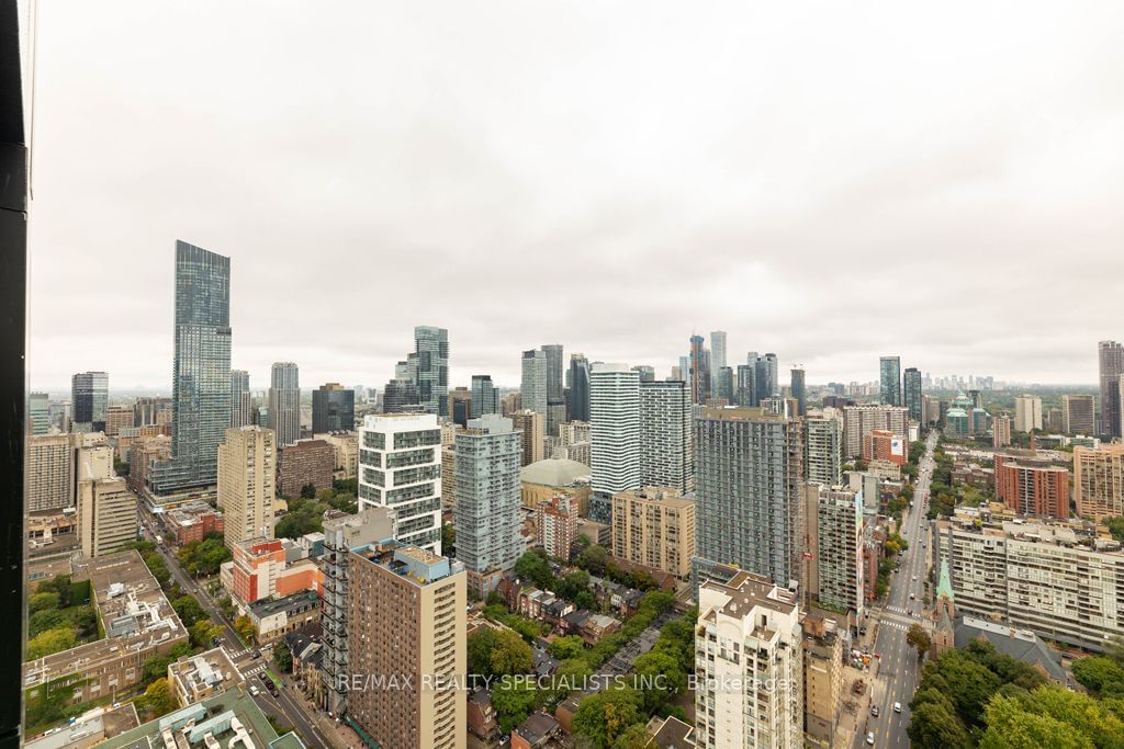 319 Jarvis St, unit 4806 for rent