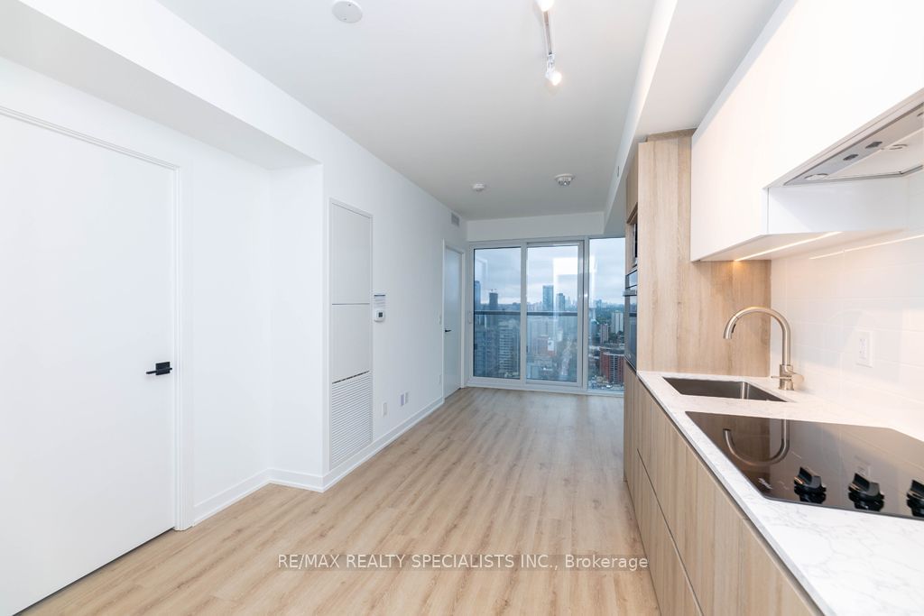 319 Jarvis St, unit 4806 for rent